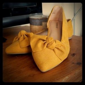 Torrid Bow Flats WIDE